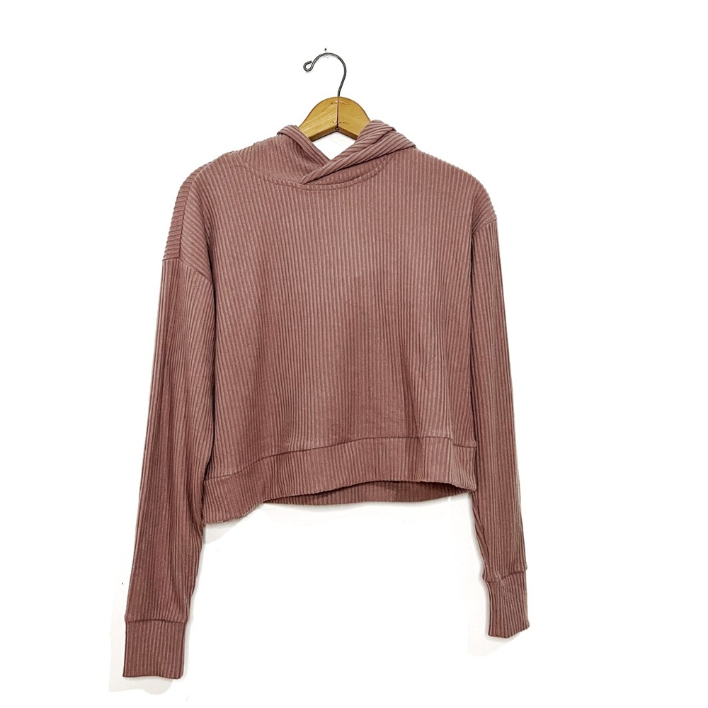 Max Cocos | NWOT Ribbed Crop Sweater